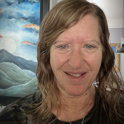 Me square 400x400 copy